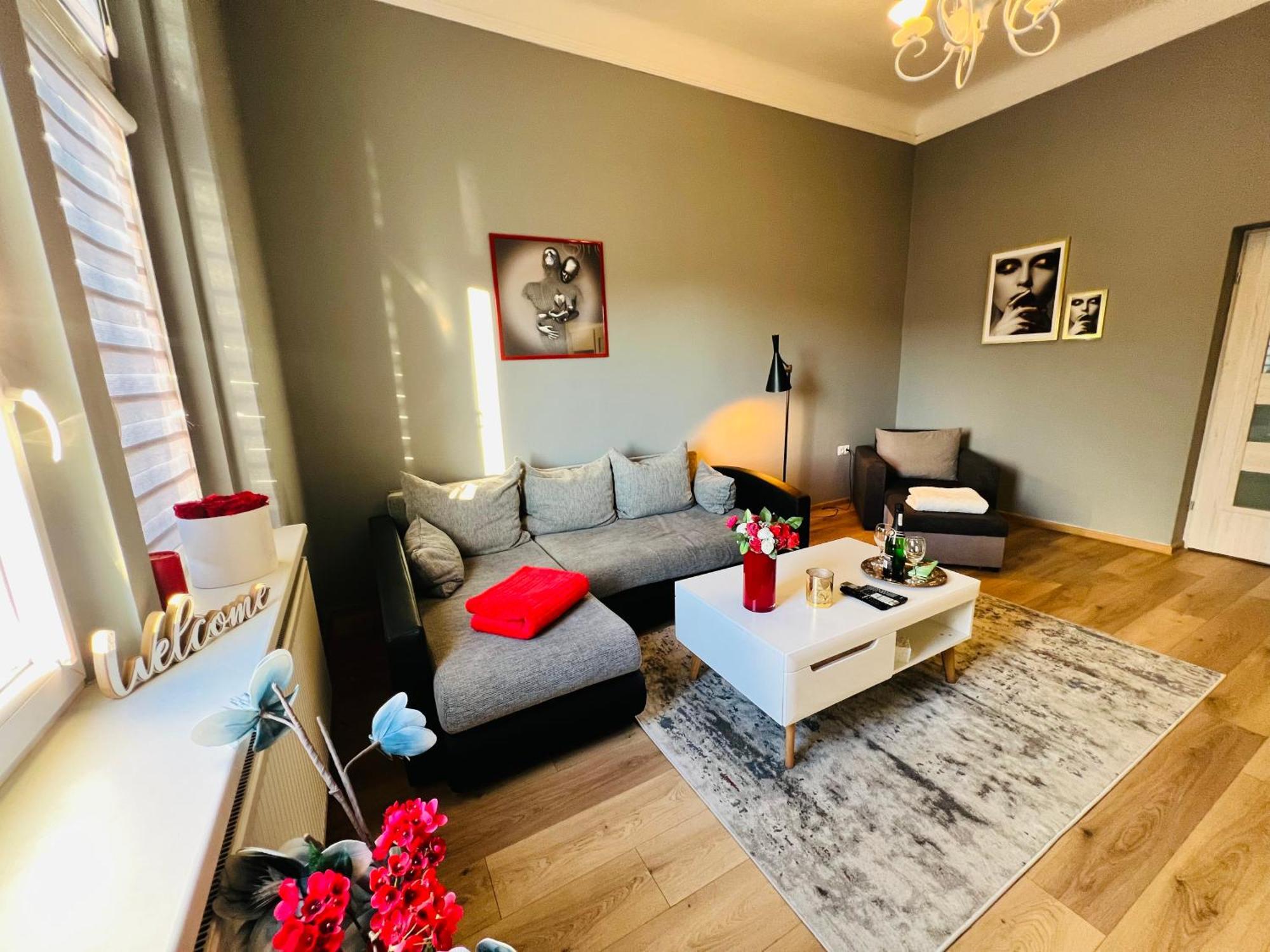 Wolnosci 21 Jelenia Gora Apartment Bagian luar foto