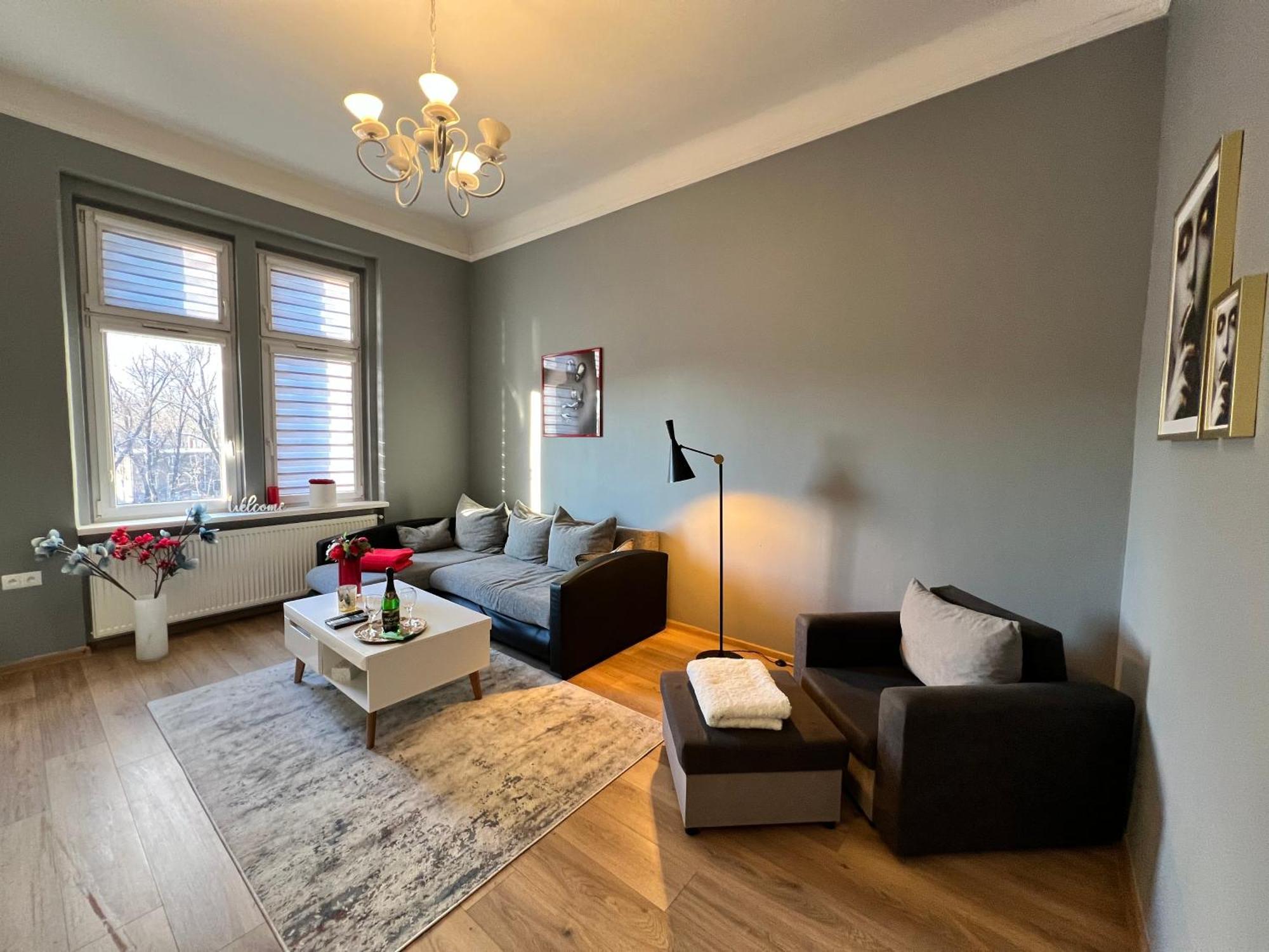 Wolnosci 21 Jelenia Gora Apartment Bagian luar foto