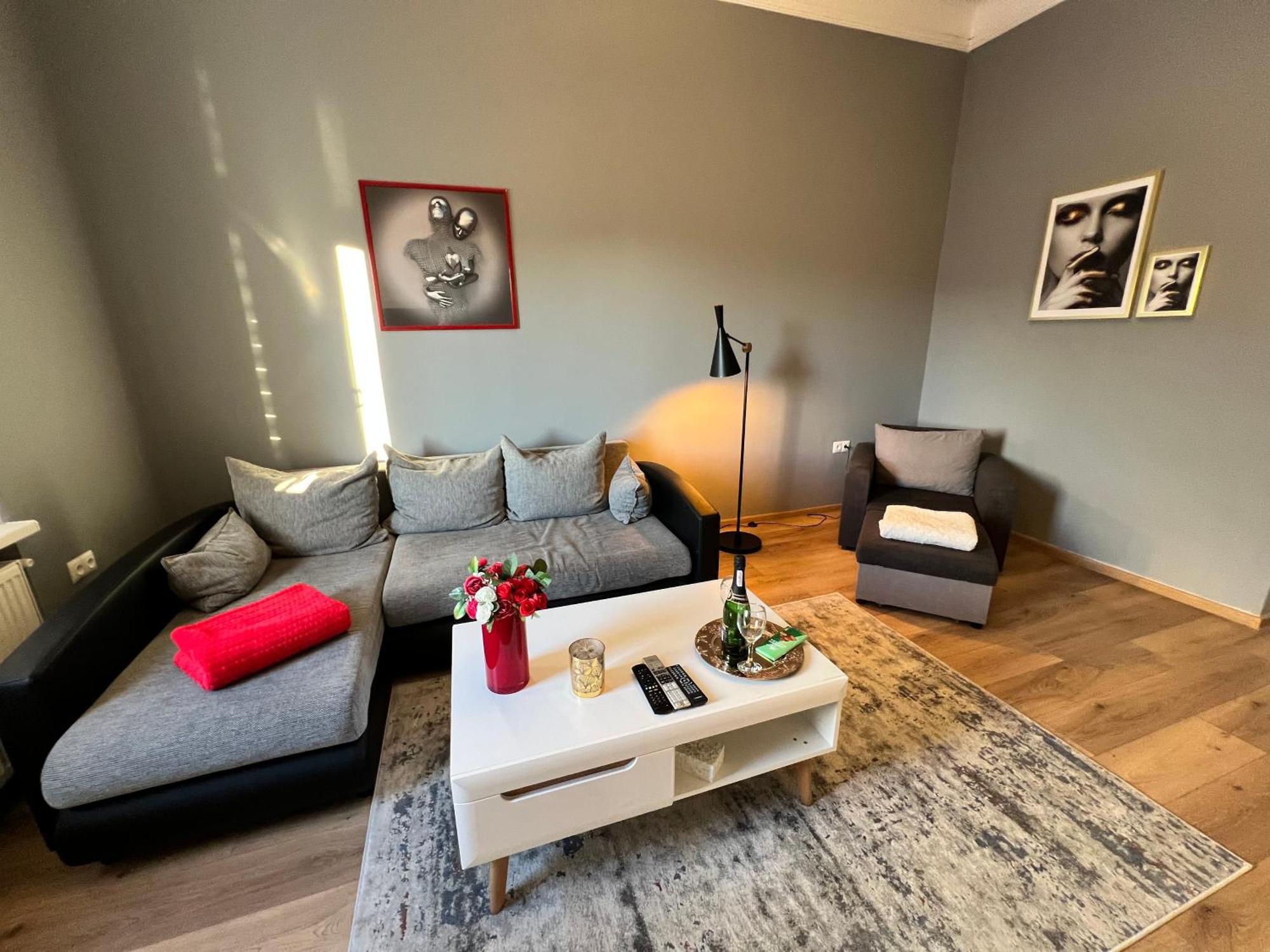 Wolnosci 21 Jelenia Gora Apartment Bagian luar foto