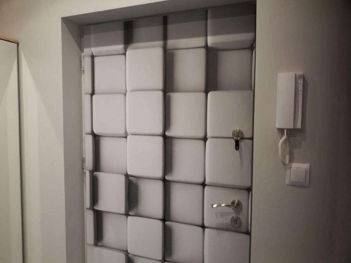 Wolnosci 21 Jelenia Gora Apartment Bagian luar foto