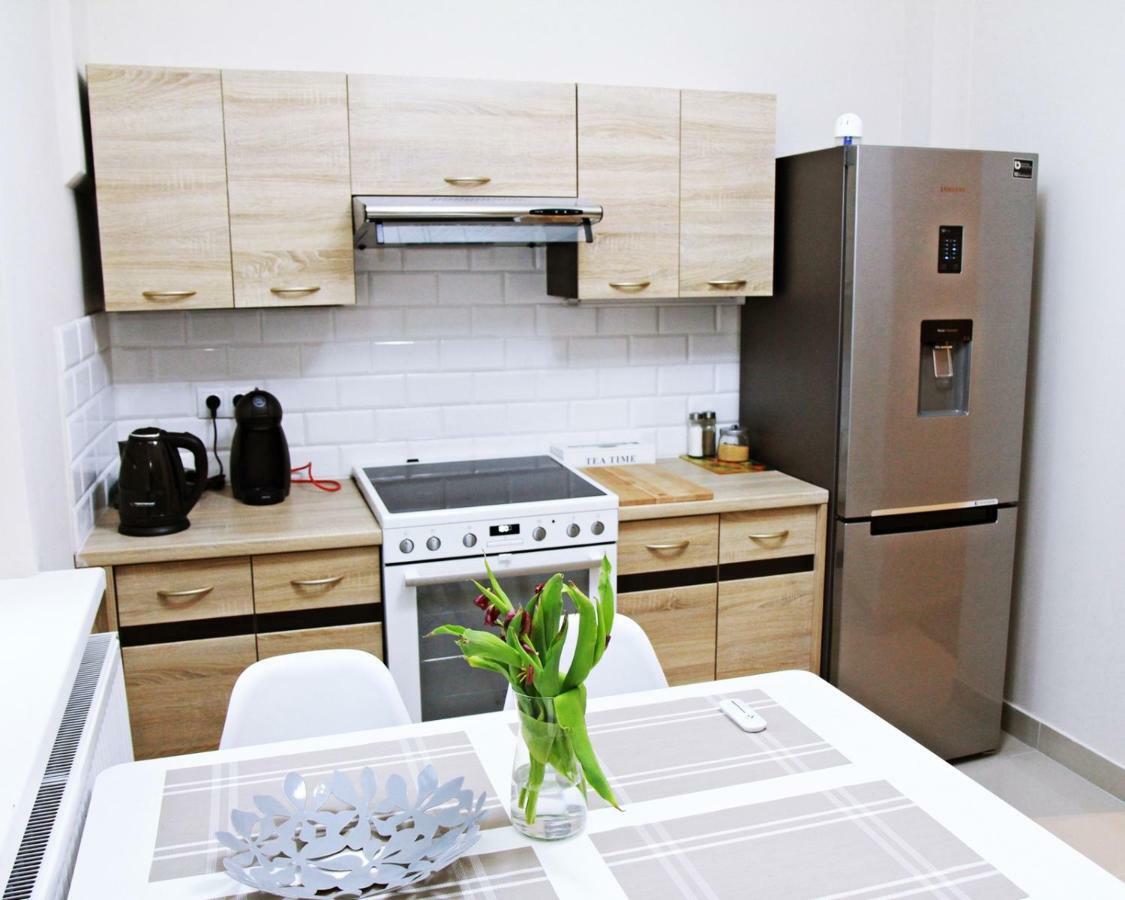 Wolnosci 21 Jelenia Gora Apartment Bagian luar foto